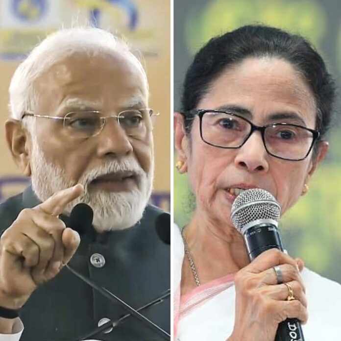 Clash of Titans in Bengal: Modi Calls TMC 'Cruel and Corrupt', Mamata Dares PM to Hold Immediate Elections